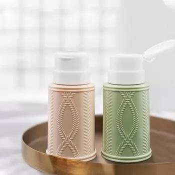 Нажмите вниз пустой распределитель насоса для бутылки ясности спирта средства для снятия лака розовый