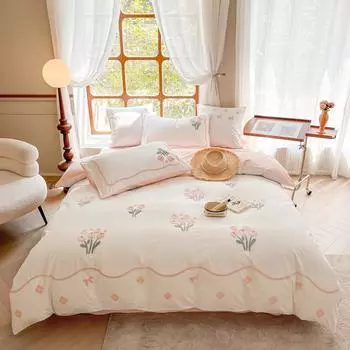 Небольшой комплект из четырех предметов из свежего хлопка, полотенце с вышивкой, пододеяльник, простыня, комплект из трех предметов из чистого хлопка 1.5m bed sheet 4pcs