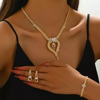 Necklace Earrings Bracelet Jewelry Three-Piece Set Bridal Jewelry Bare Diamond Necklace Set