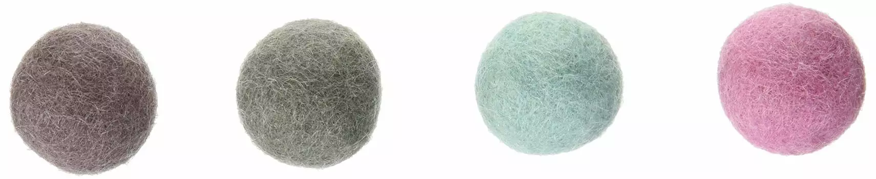 necono CoroCoro Ball Молочная кошачья мята