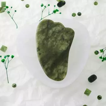 Нефритовый камень для массажа лица Гуа Ша с гусиными лапками