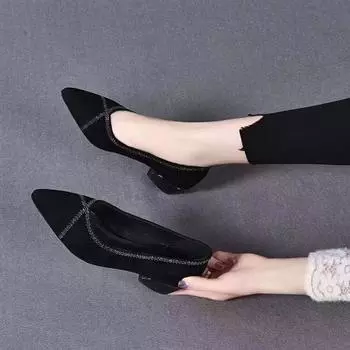 Неглубокие одинарные туфли со стразами женские 2024 весна и осень новые туфли для мам на толстом каблуке с острым носком замшевые туфли с низким каблуком удобные сетчатые женские туфли 35 чёрный