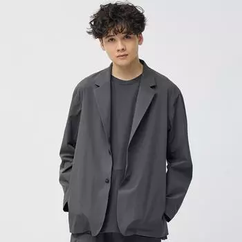 Нейлоновая эластичная куртка GU by Uniqlo SW+E можно сложить