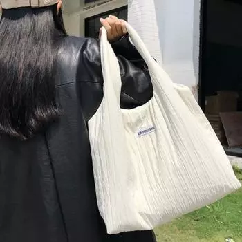 Нейлоновая многофункциональная сумка, простая стильная одинарная женская сумка через плечо, сумка-тоут Niche Design через подмышку чёрный