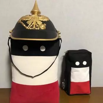 Немецкая двухмерная подушка подушка немецкий домашний шар анимация картина окружающие пельмени плюшевая игрушка кулон 35 * 21 * 10cm