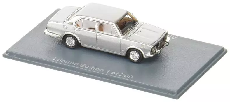 NEO Alfa Romeo Alfetta Silver Gray Finished Product 1/87 1.6
