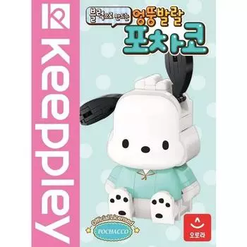 Необычная фигурка Почако, сделанная из кубиков персонажей Sanrio, популярного персонажа в Корее.