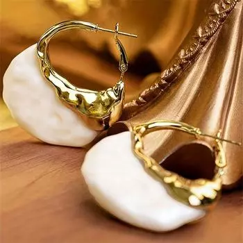 Необычные металлические серьги-кольца с искусственным жемчугом для женщин, элегантные винтажные украшения, свадебные аксессуары, подарки белый/золотой