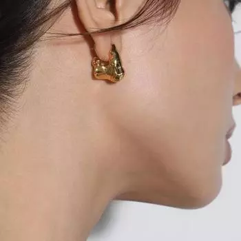 Необычные плиссированные серьги из лавы для женщин, ретро французские серьги, дизайн, простой темперамент, модные ювелирные изделия для пожилых людей, подарок