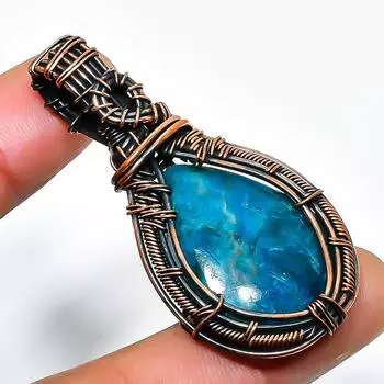 Неоново-голубой апатит драгоценный камень, ручная работа, медная проволочная обертка, кулон 2,09 дюйма 2.09 синий