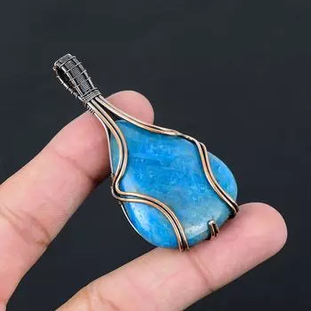 Неоново-синий апатит, ювелирные изделия из чистой медной проволоки, обернутый кулон ручной работы 2.76 Inches синий