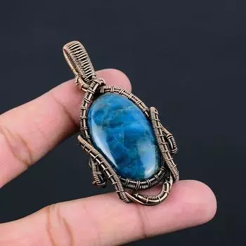 Неоновый синий апатит драгоценный камень чистая медная проволока обернутая ювелирные изделия ручной работы кулон для нее 2.83 Inches синий