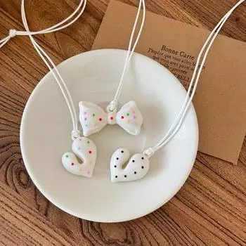 Нерегулярное ожерелье цвета дофамина Романтичная цепочка свитера Элегантное ожерелье с подвеской в форме сердца Подарки Style2