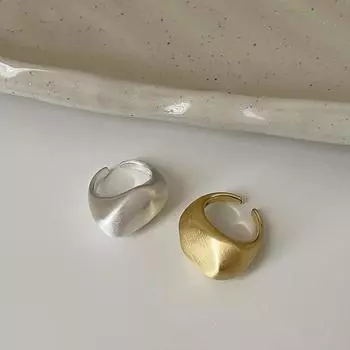 Неровное изогнутое матовое металлическое открывающееся кольцо женское ретро индивидуальность мода элегантность тренд универсальное кольцо