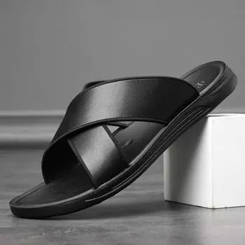 Нескользящие мужские полускользящие кожаные туфли, горячая распродажа, модная летняя пляжная мужская обувь, роскошные универсальные мужские кожаные тапочки 38 чёрный
