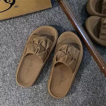 Нескользящие низкие пляжные женские сандалии женские мюли тапочки резиновые шлепанцы кроссовки спортивные новое поступление супер удобные 35