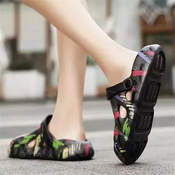 Нескользящие женские сандалии размера 44, уличные тапочки, морские сандалии, шлепанцы для ванной, кроссовки для спорта от 4 до 12 лет 36