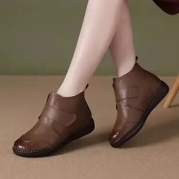 New 2024 Women Boots Women Genuine Leather Warm Plush Winter Boots Mother s Flat Shoes Fashion Soft Sole Woman Ankle Boots 35