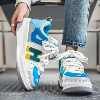 New 2025 high-value fashion platform bread shoes versatile color matching casual sports men s height-increasing board shoes 39