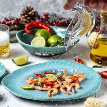 New 2/1PC Kitchen Home Slip Tool Press Squeeze Fruit Mini Manual Juicer Bird Fish Shape Transparent Portable Orange Lemon Juicer