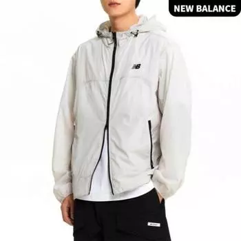 New Balance Essential Small Logo Lightweight Windbreaker Nbnae21013 36 light beige/90