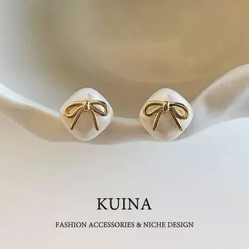 New Best Selling Elegant All-Match Earrings Bows Trendy Earrings Exquisite Accessible Luxury Fancy Ladies Sterling Silver Stud Earrings Picture Color