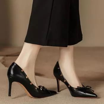 New black pointed French rivet single shoes temperament sexy red temperament women s thin heels are not tired of high heels 34 чёрный