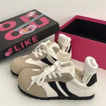 New board shoes casual versatile women s shoes lightweight sports shoes women s retro little white shoes flat shoes German shoes 36