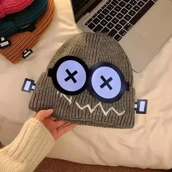 New cartoon personality men and women versatile autumn and winter fun robot cartoon knitted hat cute funny hat One size чёрный