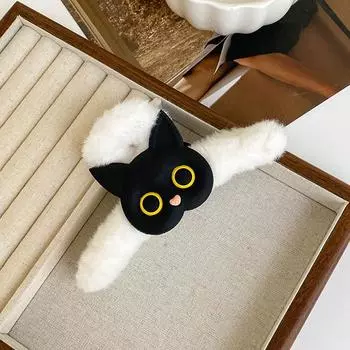New Cartoon Plush Cat Hair Claw Clips for Women Cute Black White Design Hair Clips Hairpin Fashion Hair Accessories Girls Gift