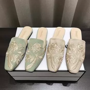New Chinese embroidered bag head half slippers women s outer wear 2025 spring and summer new retro versatile flat bottom muller half tray 35 зелёный