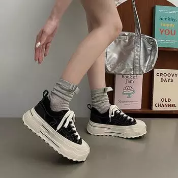 New Chinese fashion versatile board shoes women s spring 2024 new platform bread white shoes casual sports women s shoes 35 чёрный