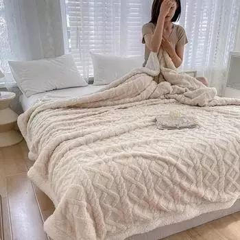 New Cover Blanket Office Shawl Air Conditioning Small Blanket Thickened Coral Velvet Flannel Lamb Wool Blanket Nap Sofa 100x150cm