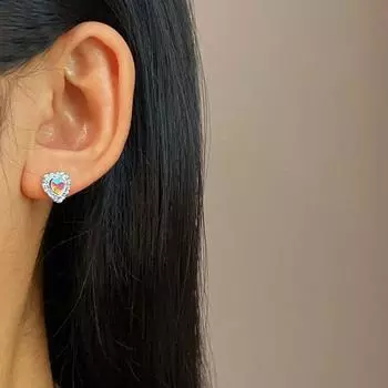 New crystal zircon earrings simple design single love butterfly earrings fashion Joker accessories