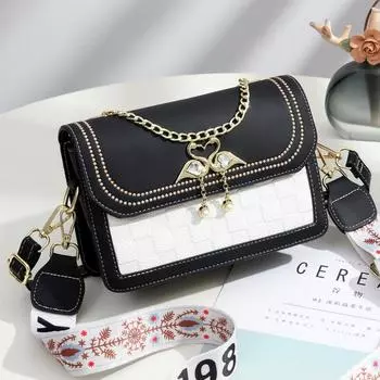 New Diamond Lattice Splicing Small Fragrant Wind Chain Small Square Bag High Appearance Level Fashion Shoulder Bag Splicing Small Bag .