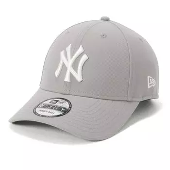 New Era 9FORTY Cap Velcro MLB New York NY Exclusive to Perfect for spring and summer this 940 cap is available in popular sizes and adjustable for