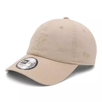 New Era Casual Classic Cap in New This casual classic cap is made exclusively for men and women by Perfect for spring and summer this popular size