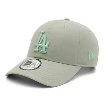 New Era Casual Classic Cap in Tonal Color Exclusive to Perfect for spring and this casual classic hat is perfect for everyday Available in popular
