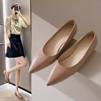 Новые модные туфли на низком каблуке с матовым плоским носком, пригородные туфли с заостренным носком и неглубокой горловиной, профессиональные тонкие женские туфли с красной подошвой 35 бежевый