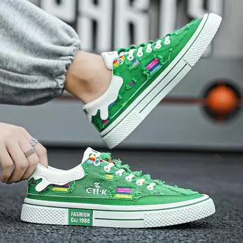 New Fashion Print Canvas Sneakers Men 2024 Designer Mens Vulcanized Shoes Streetwear Platform Sneakers Men Slip on Canvas Shoes 39