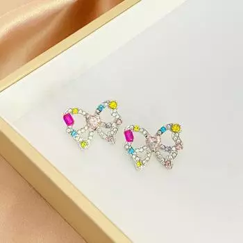 New Fashion Sweet Color Zircon Butterfly Personality Joker Earrings for Women