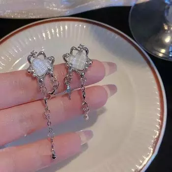 New Fashion Sweet Cool Wind Love Tassel Star Earrings Women Design Senior Sense Fashion Personality Earring Party Jewelry Gift A