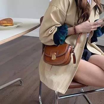 Новые модные женские сумки через плечо Niche Design из кожи, сращивание, холст, цветное столкновение, ретро, корейский стиль, сумки через плечо для отдыха