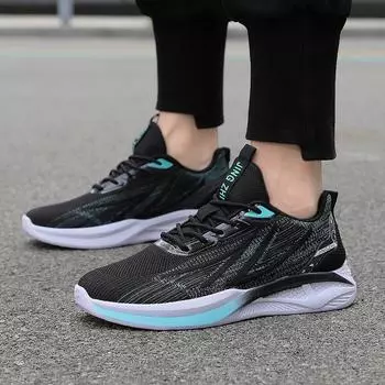 New fly-woven men s casual shoes are light, breathable and comfortable soft-soled shoes, fashionable and trendy student sports shoes 39