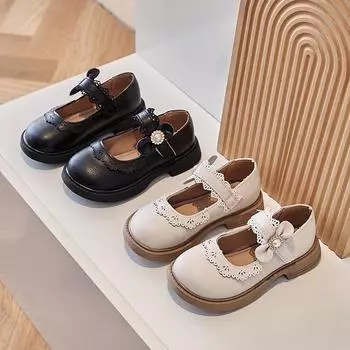 Новые туфли из кожи для девочек с цветами и кружевом, модные детские мокасины с неглубокой подошвой, элегантные жемчужные мокасины с липучкой 2024 года для детей, элегантные и шикарные 23 чёрный