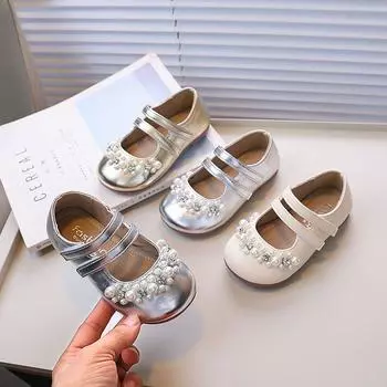 Новые туфли принцессы из кожи для девочек весна-осень сладкие детские туфли на плоской подошве с жемчугом модные элегантные детские туфли для вечеринок с мягкой подошвой шикарные 23 золотой