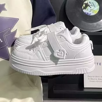 New ins lightweight and breathable thick-soled love little white shoes female students versatile with skirts board shoes 35