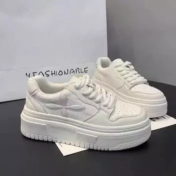 Новые кожаные женские белые повседневные кроссовки дышащие женские вулканизированные спортивные туфли для ходьбы и бега на платформе на плоской подошве белые Q52 35