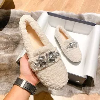 New Mao Mao Doudou shoes women wear lamb wool lazy shoes in winter, fleece non-slip, pregnant women pedal cotton shoes large size 34