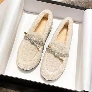 New Mao Mao shoes women wear lamb wool lazy shoes in autumn and winter pregnant women bean shoes cotton shoes large size 41-43 34